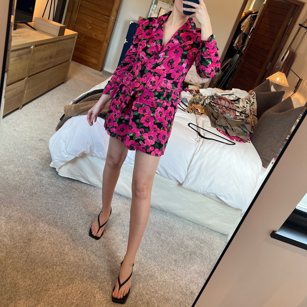 Floral Print Zara Blazer Dress w/ Belt